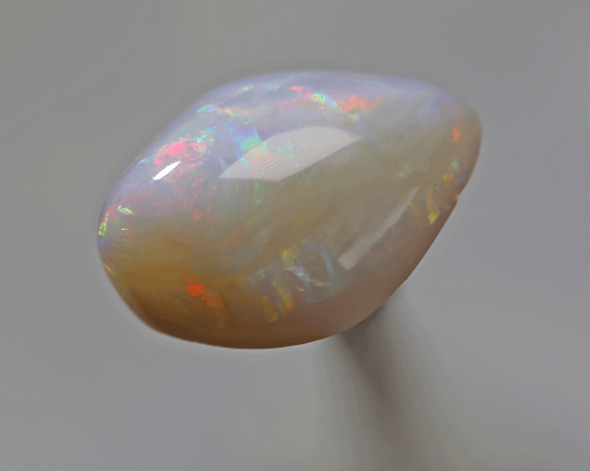 Fossil opal in freeform