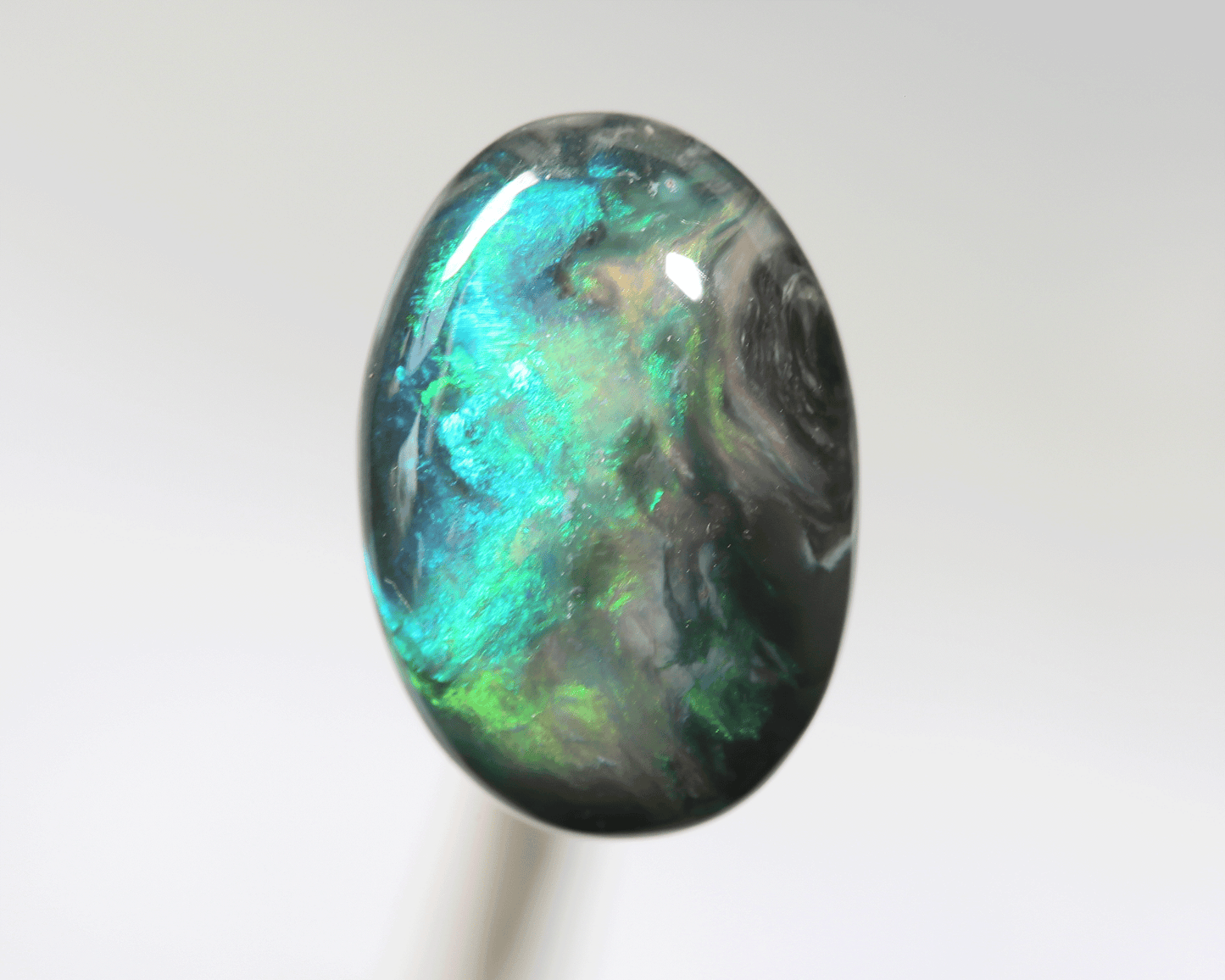 4.27 ct black opal