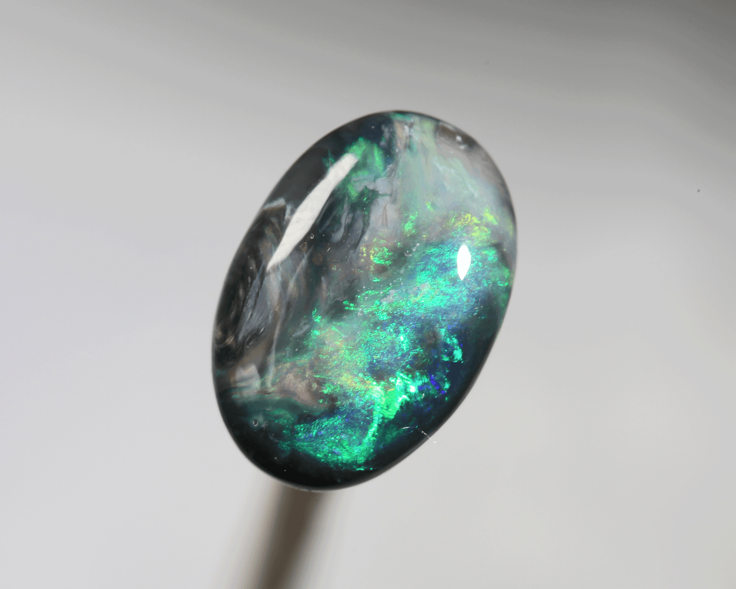 4.27 ct black opal