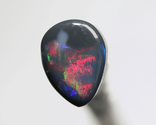 0.98 ct black opal