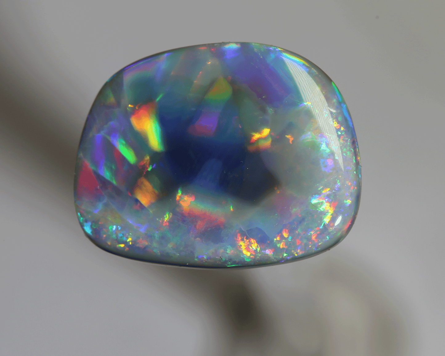 8.5 ct Dark Opal