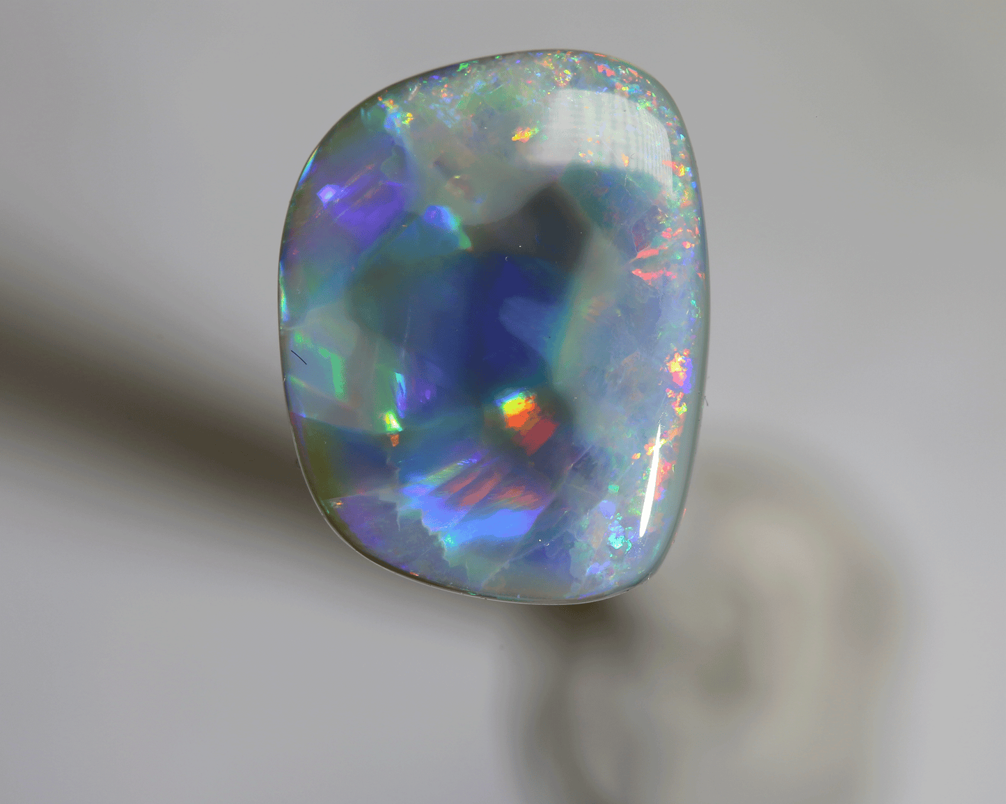 8.5 ct Dark Opal
