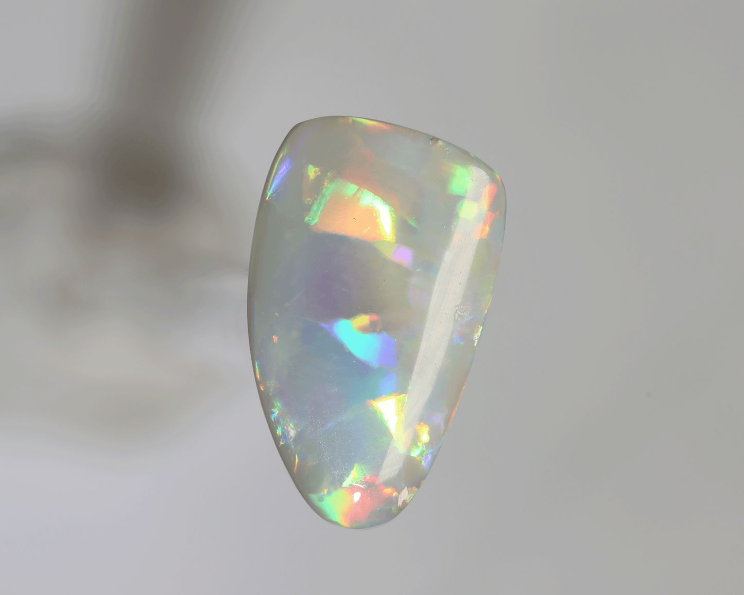 8.5 ct Dark Opal