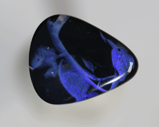 3.8 ct Black Opal