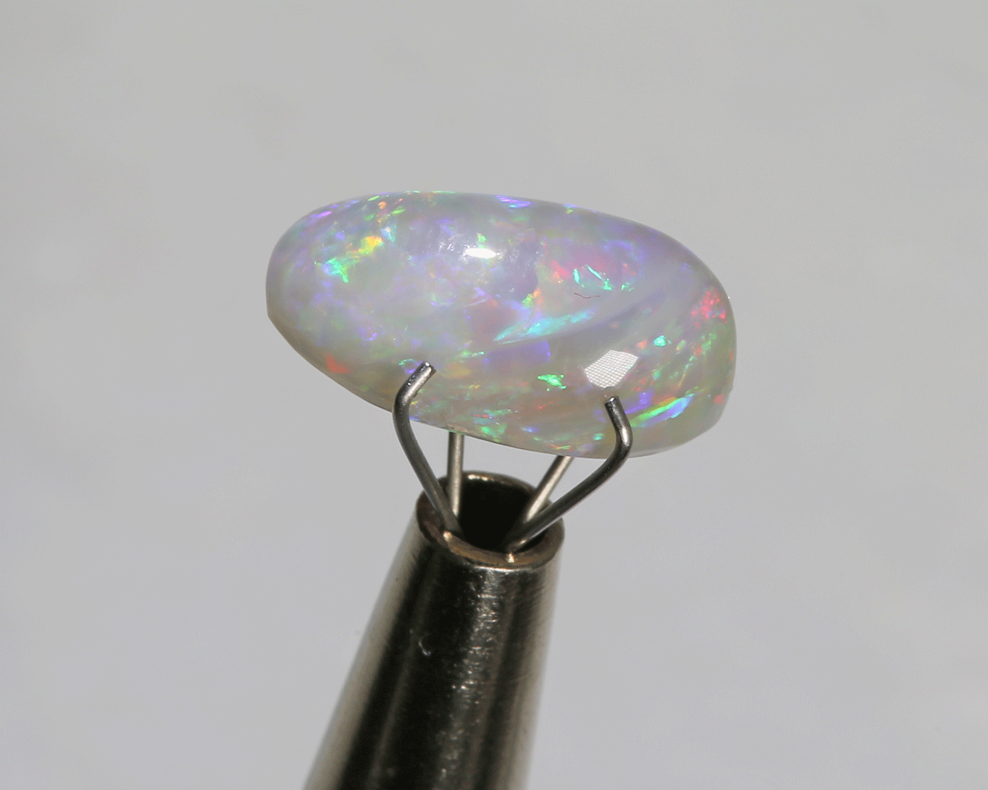 2.3 carats dark opal
